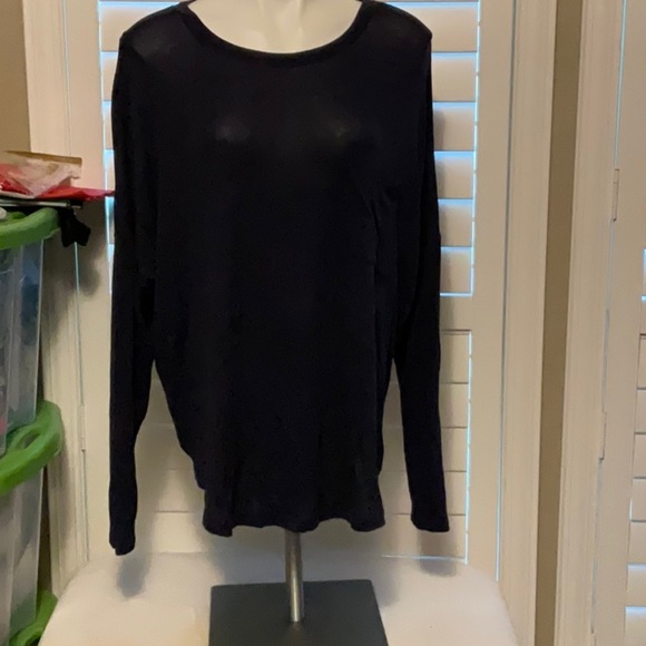 Old Navy Women's Midnight Long Sleeve Tee - Picture 1 of 6